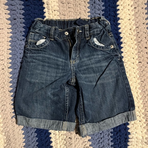 5T Shorts - Picture 7 of 9